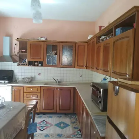Villa Green House